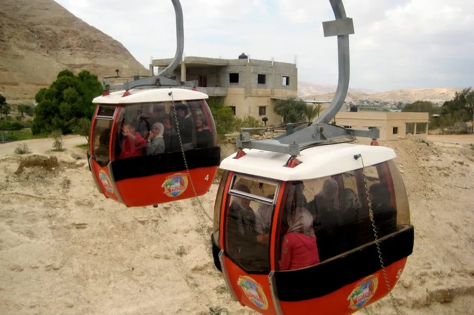 Jericho cable cars