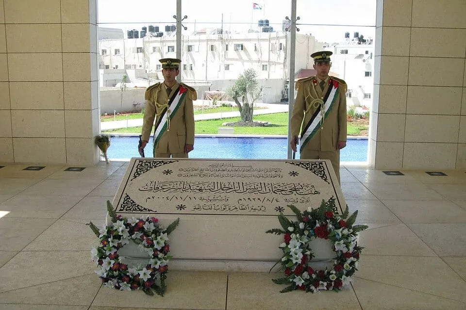 the tomb of Yaaser Arafat in Ramalla